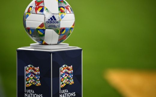 Der UEFA Nations League Spielball von adidas / AFP PHOTO / FRANCK FIFE